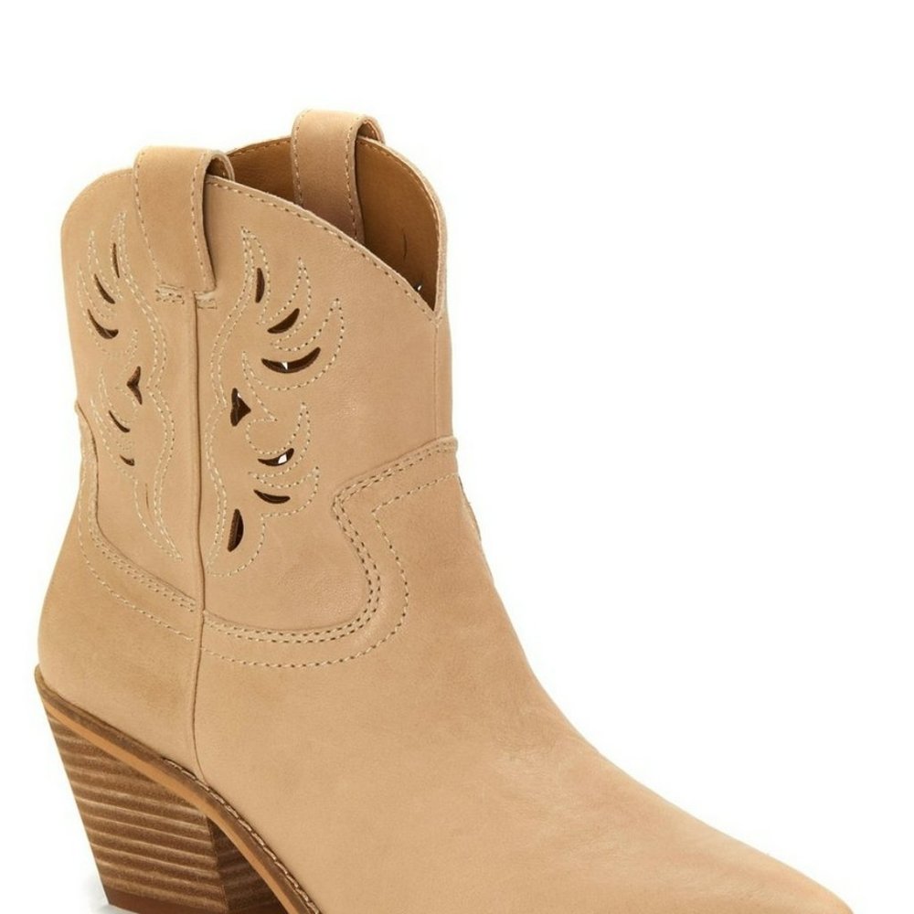 LUCKY LEATHER B OOTS